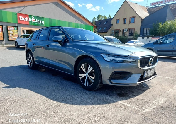 Volvo V60 cena 58000 przebieg: 213000, rok produkcji 2019 z Gryfino małe 232